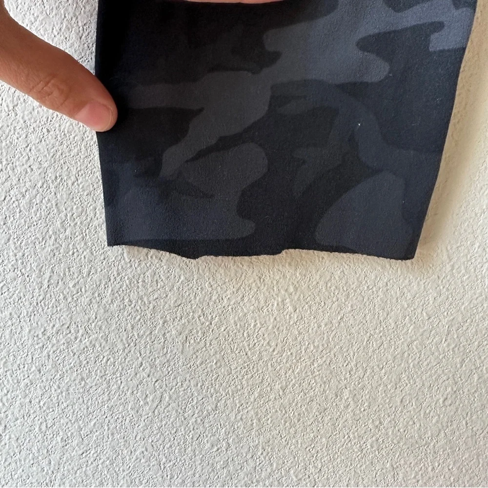 Lululemon Athletica camo workout yoga leggings - Picture 6 of 6
